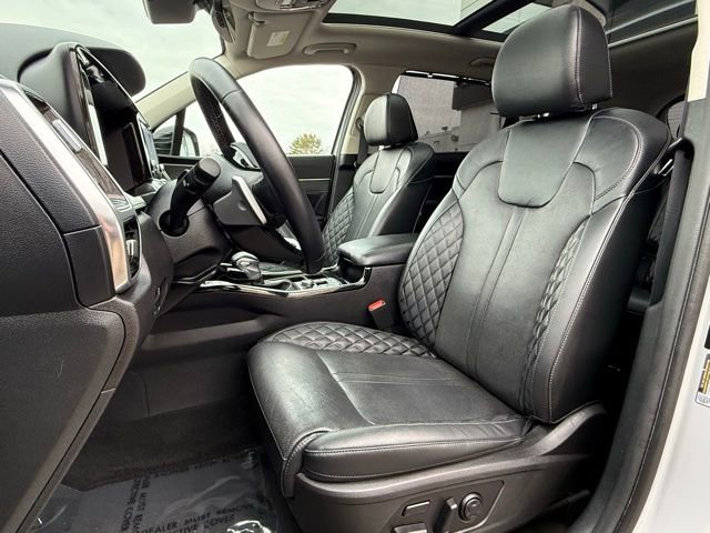 Used 2023 Kia Sorento SX image 12