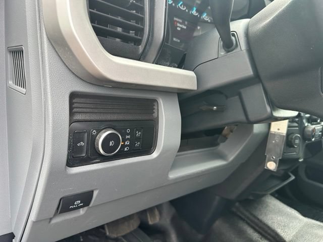 Certified 2024 Ford F550 2WD Crew Cab Super Duty image 16