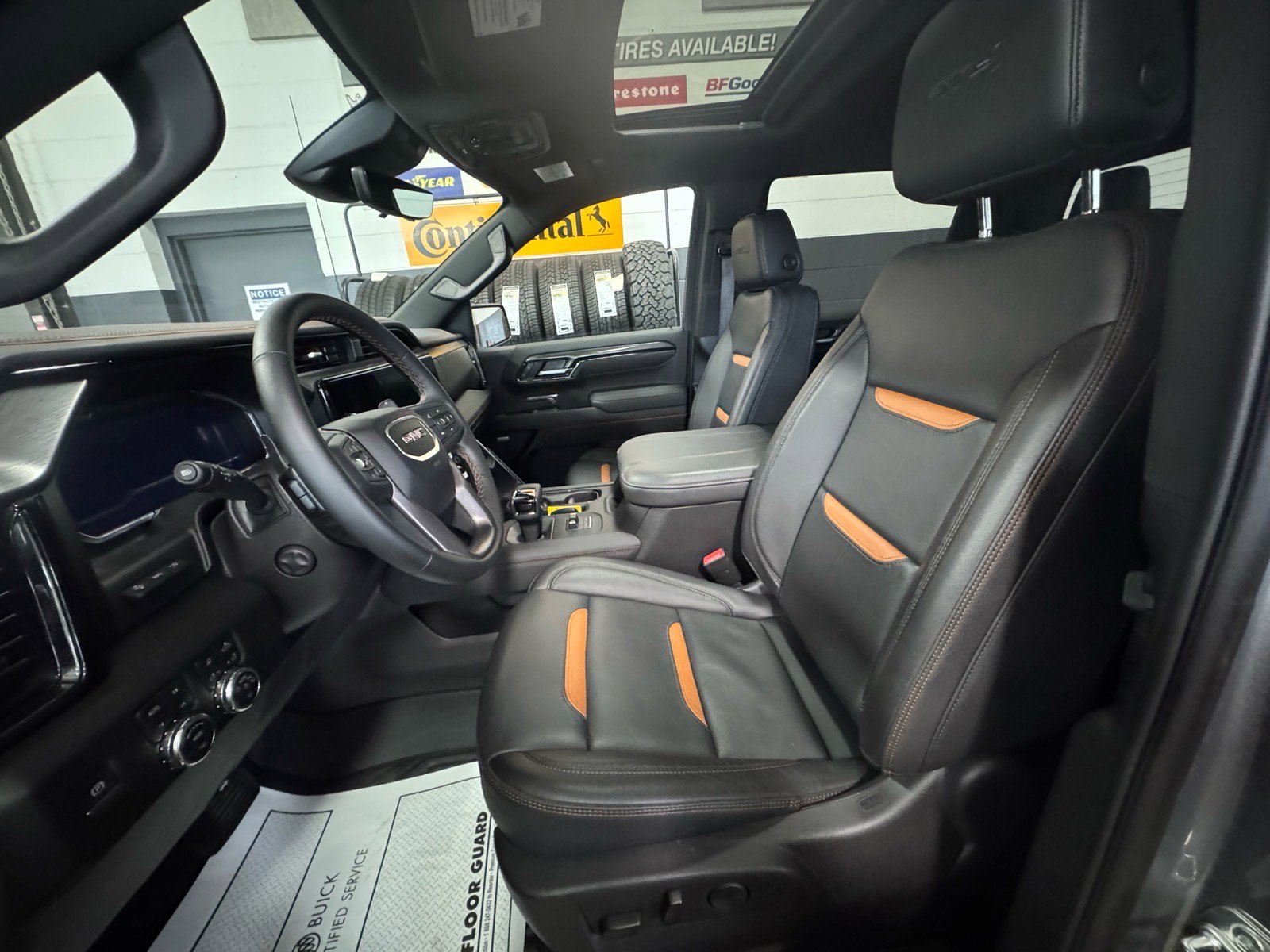 Used 2025 GMC Sierra 1500 AT4 w/ AT4 Premium Package image 19