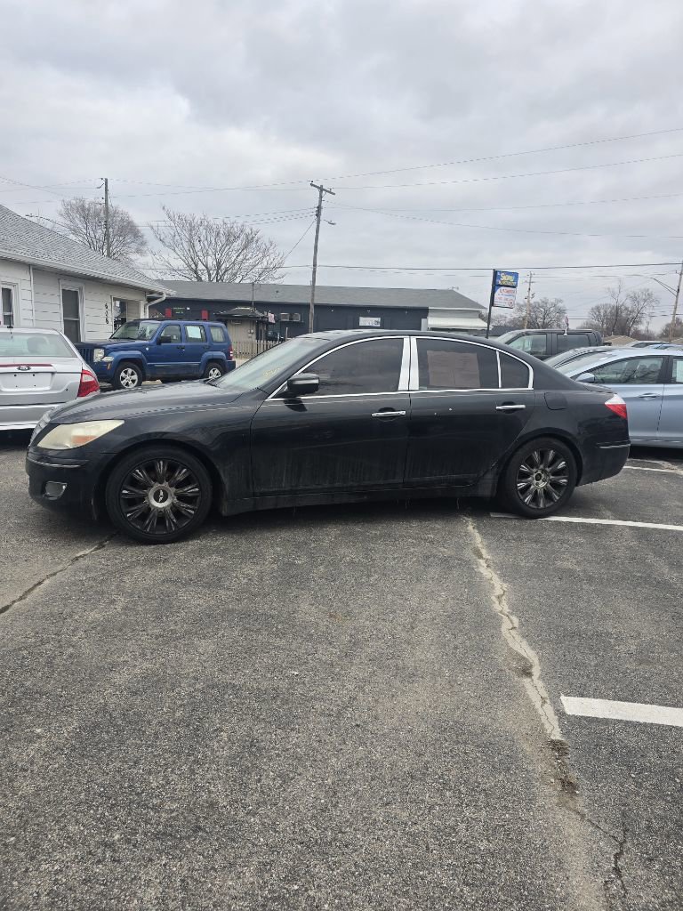 Used 2010 Hyundai Genesis 3.8 w/ Premium Navigation Pkg 3 image 4