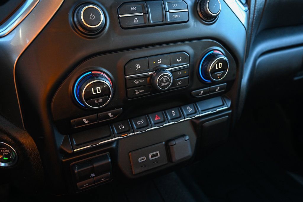 Used 2019 Chevrolet Silverado 1500 RST image 36