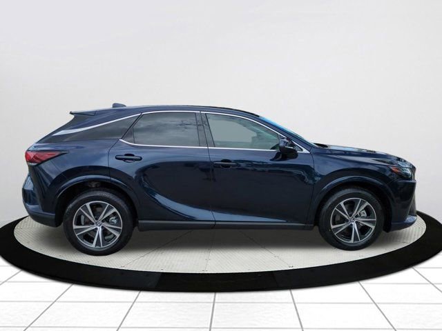 Used 2024 Lexus RX 350 FWD w/ Technology Package image 2