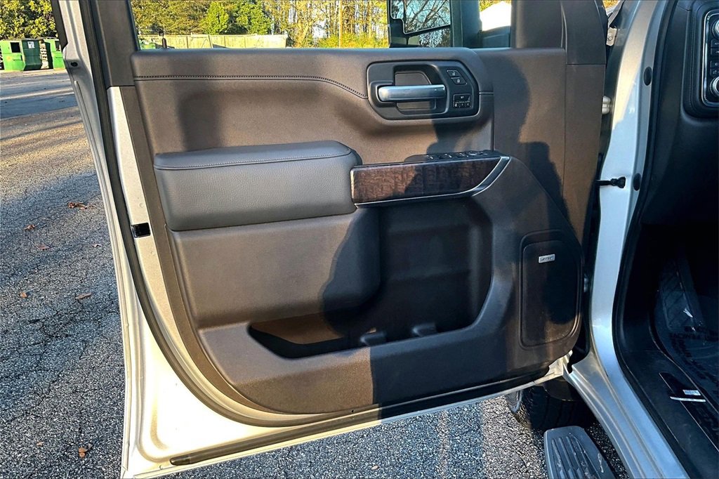 Certified 2020 GMC Sierra 3500 Denali w/ Denali Ultimate Package image 18