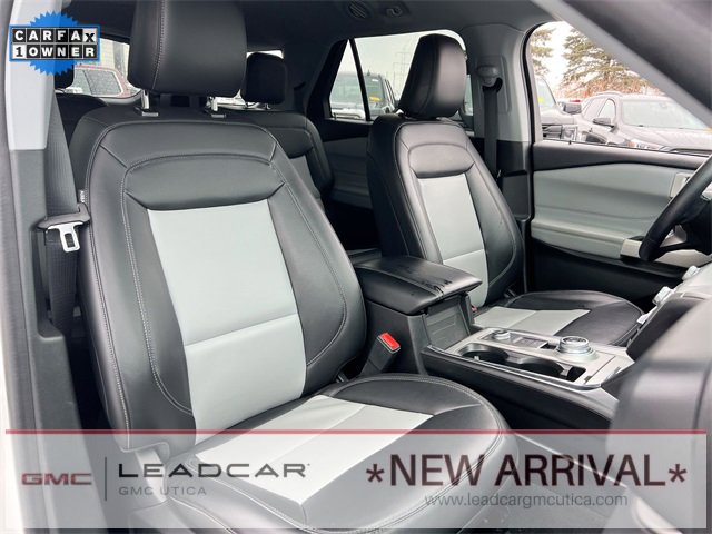 Used 2022 Ford Explorer XLT w/ Equipment Group 202A image 26