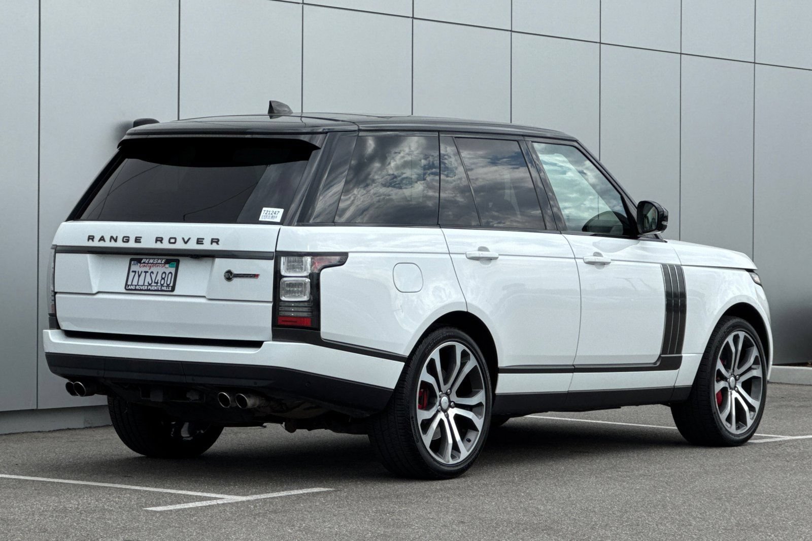 Used 2017 Land Rover Range Rover SV Autobiography Dynamic AWD/4WD image 5