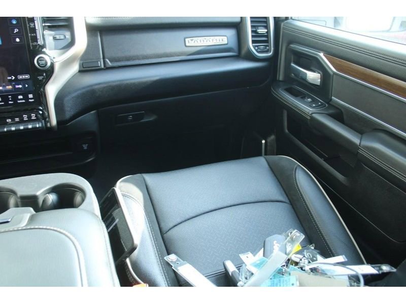 Used 2024 RAM 2500 Laramie w/ Safety Group image 19