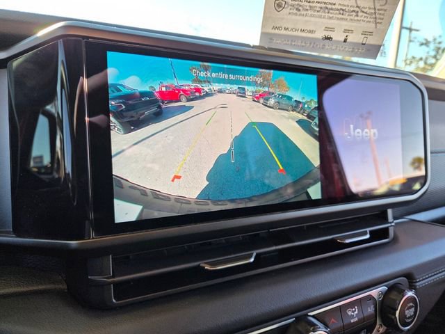 Used 2024 Jeep Wrangler Rubicon image 30