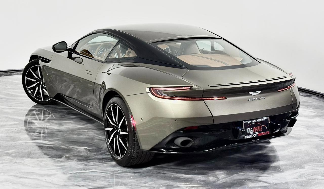 Used 2018 Aston Martin DB11 V12 RWD image 12