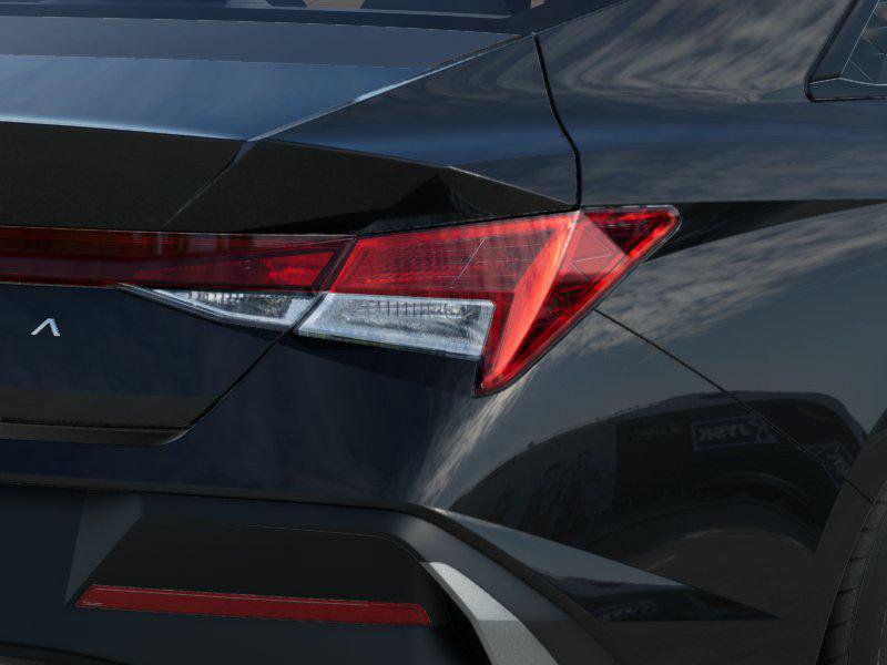New 2026 Hyundai Elantra SE FWD image 10