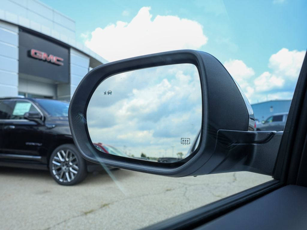 New 2027 GMC Terrain Elevation w/ Elevation Premium Package AWD/4WD image 28
