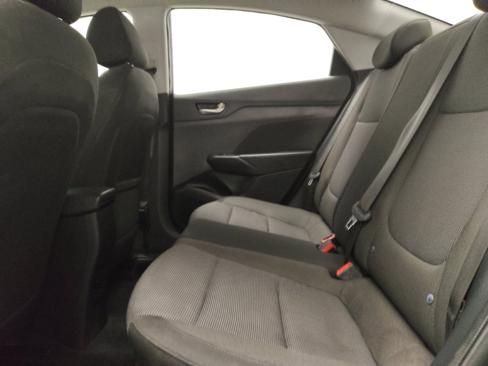 Used 2021 Hyundai Accent SEL image 18