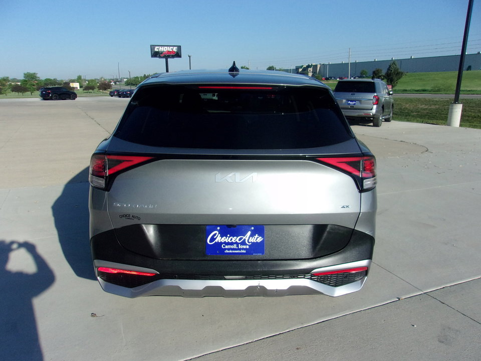 Used 2023 Kia Sportage LX image 4
