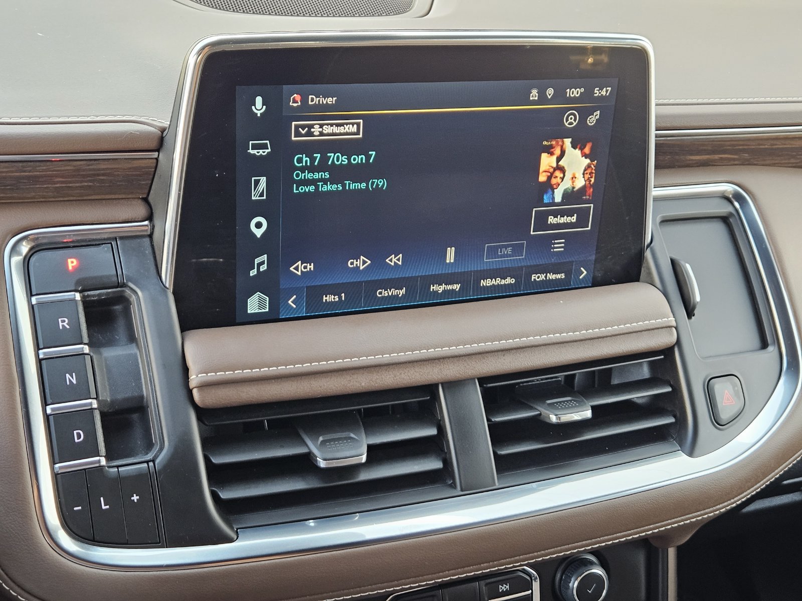 Certified 2023 Chevrolet Suburban High Country AWD/4WD image 21