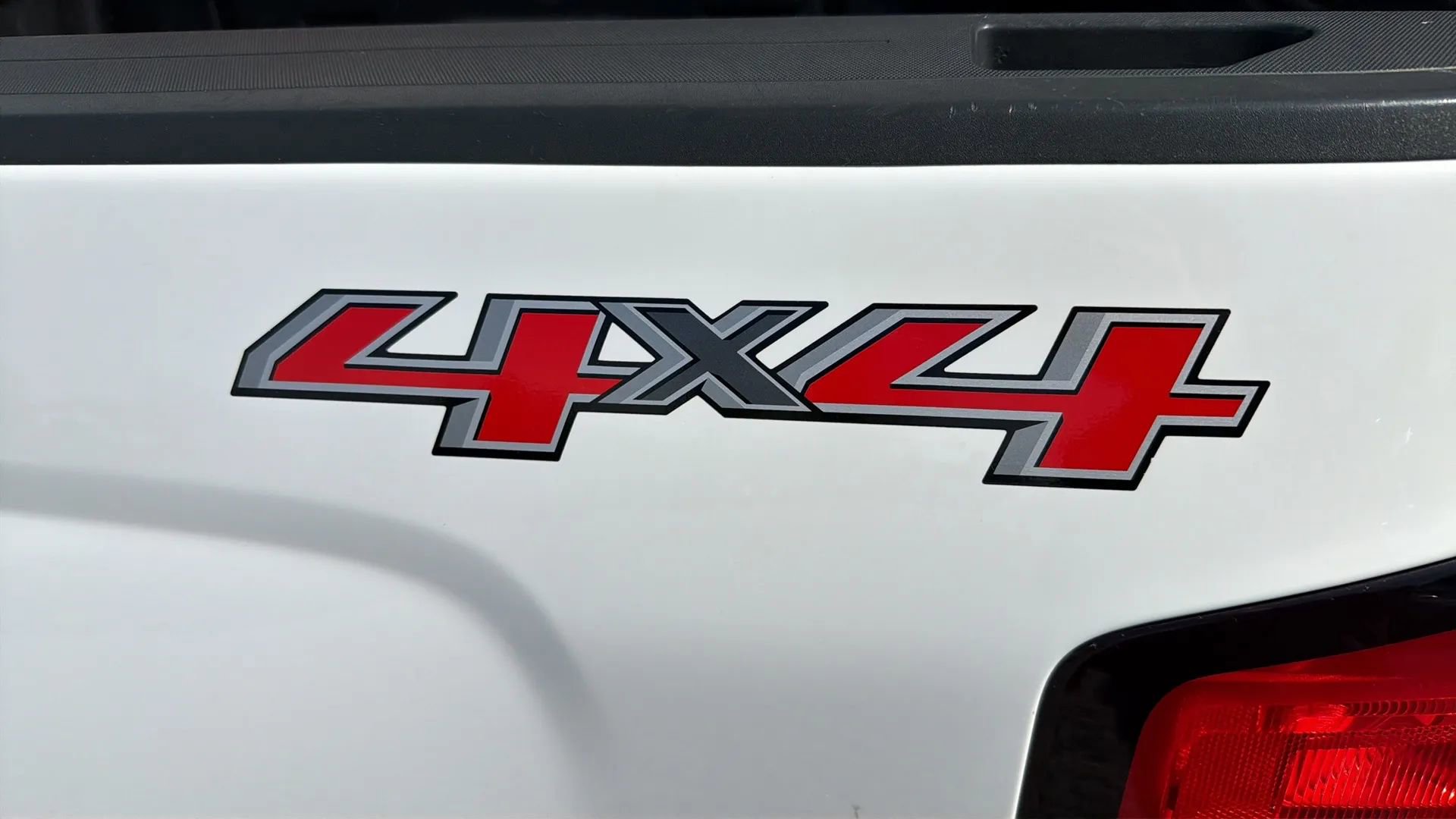 Used 2014 Chevrolet Silverado 1500 LT AWD/4WD image 12