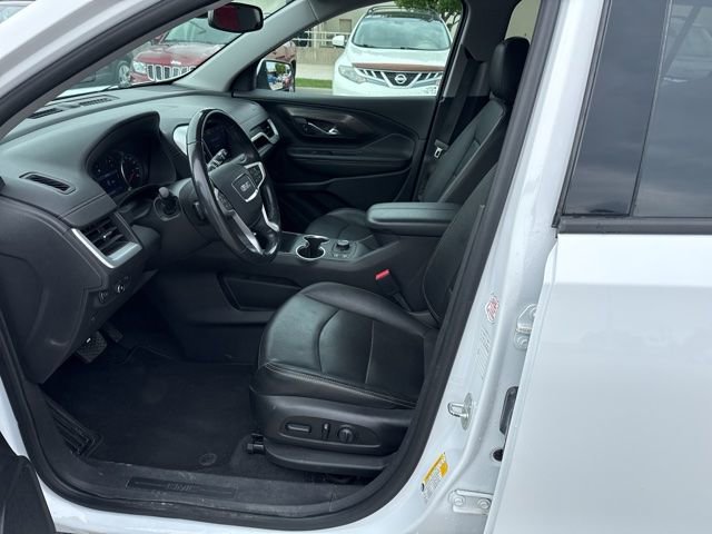 Used 2020 GMC Terrain SLT w/ Preferred Package AWD/4WD image 9