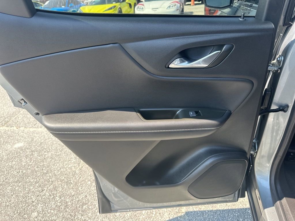 Used 2025 Chevrolet Blazer LT image 26