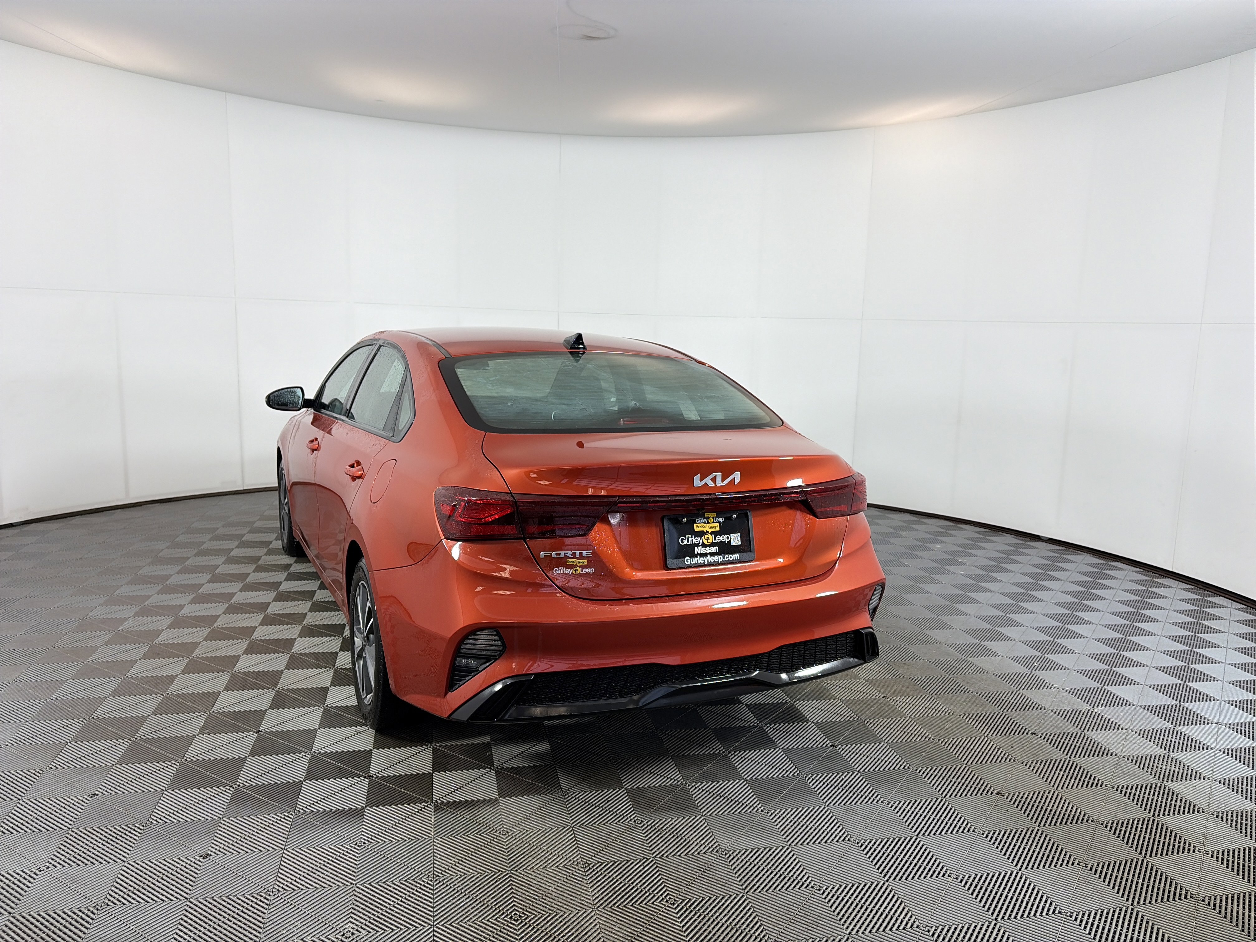Used 2023 Kia Forte LXS w/ LXS Technology Package FWD image 8
