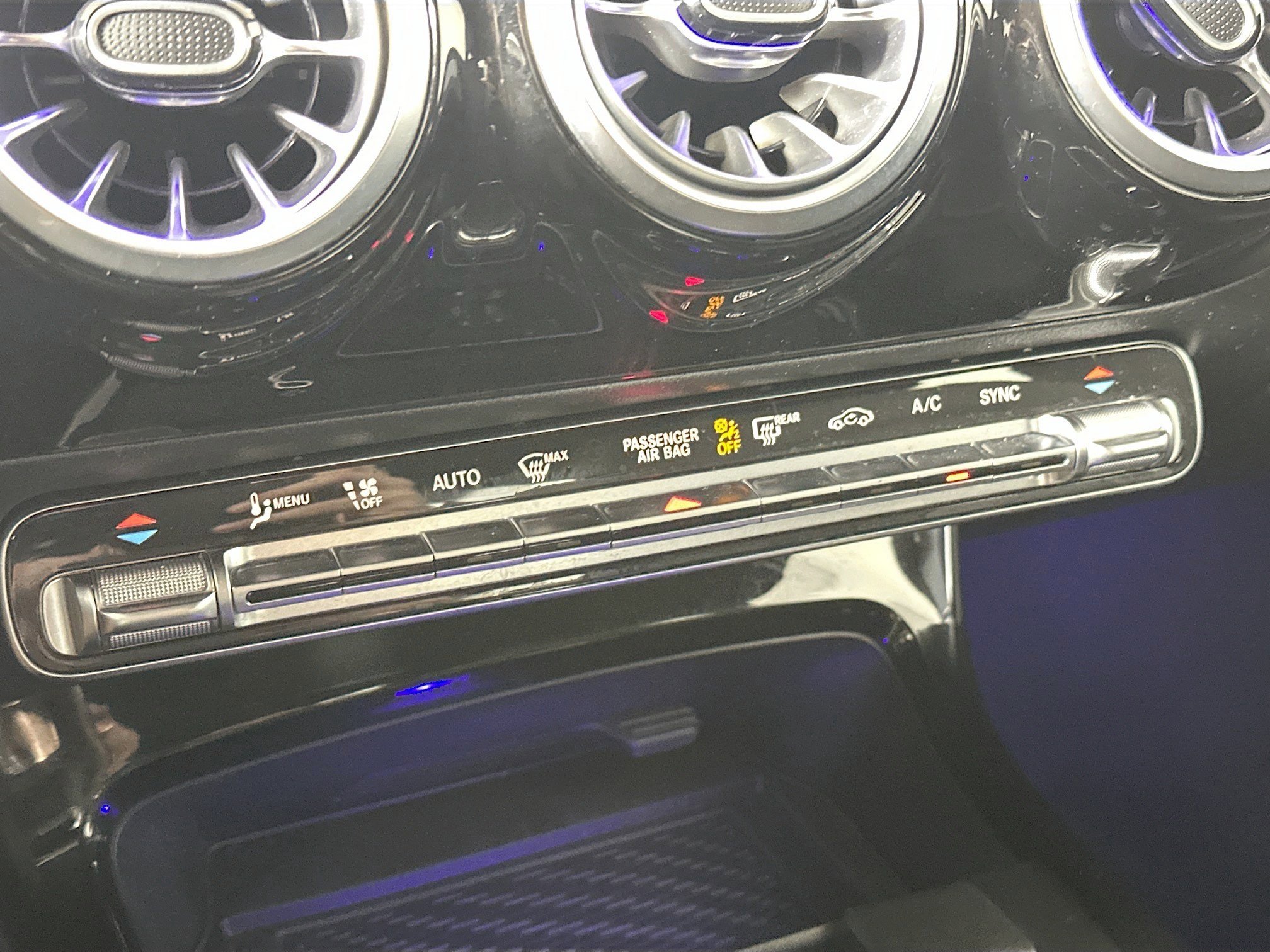 Used 2025 Mercedes-Benz CLA 250 image 22