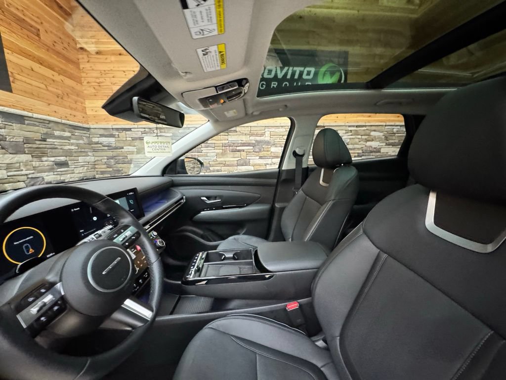 Used 2025 Hyundai Tucson Limited AWD/4WD image 33