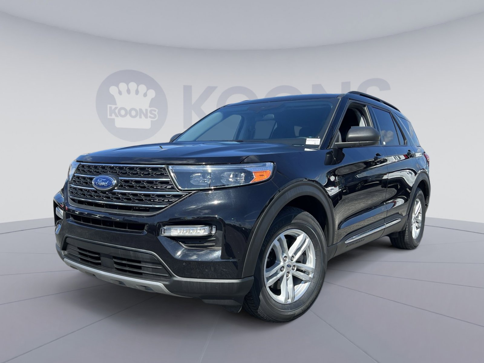 Used 2024 Ford Explorer XLT w/ Equipment Group 202A