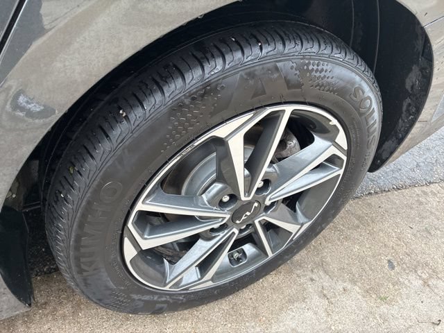 Used 2024 Kia Forte LXS FWD image 47