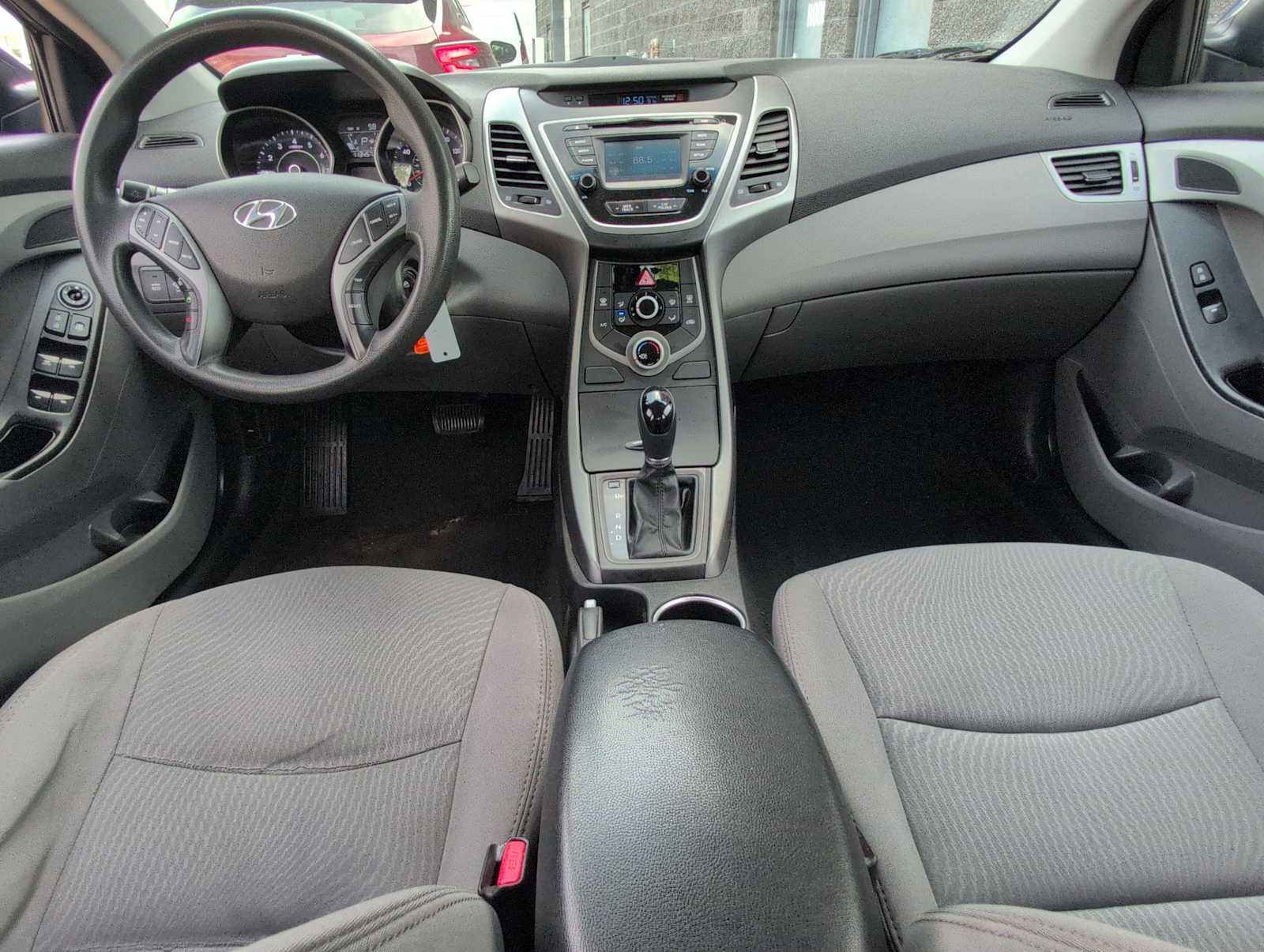 Used 2016 Hyundai Elantra SE w/ Option Group 02 image 15