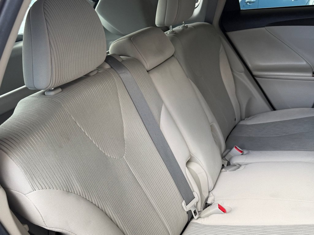 Used 2012 Toyota Venza LE w/ LE Convenience Pkg FWD image 31