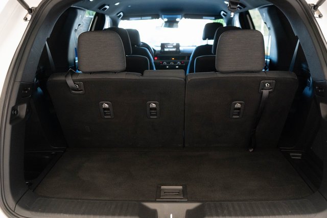 Used 2025 Honda Pilot Sport image 12