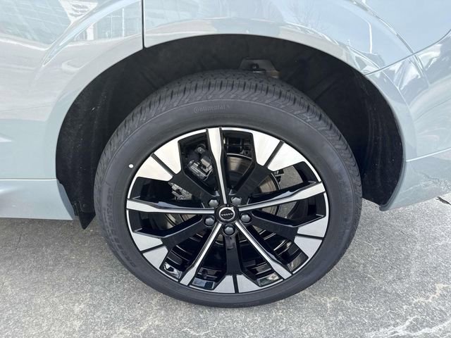 New 2026 Volvo XC60 B5 Plus w/ Protection Package Premier image 6