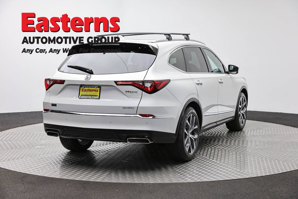 Used 2023 Acura MDX SH-AWD w/ Technology Package image 5