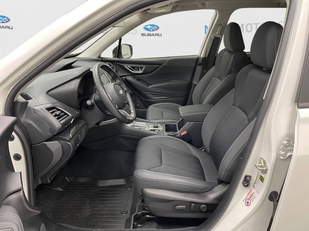 Used 2019 Subaru Forester Premium w/ All-Weather Package image 7