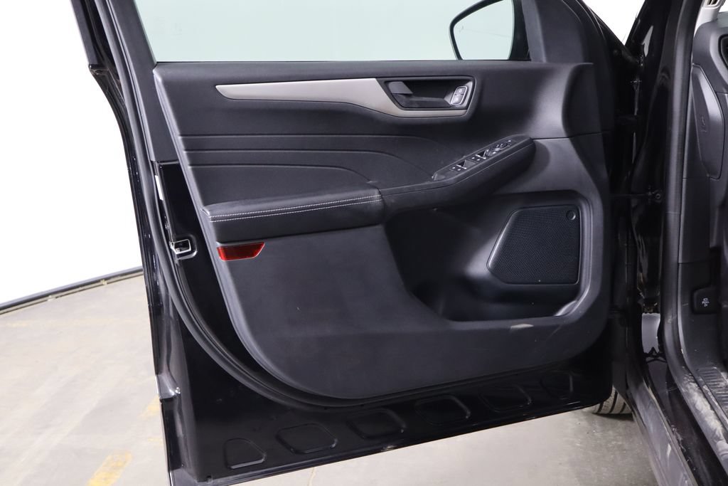 Used 2021 Ford Escape S FWD image 19