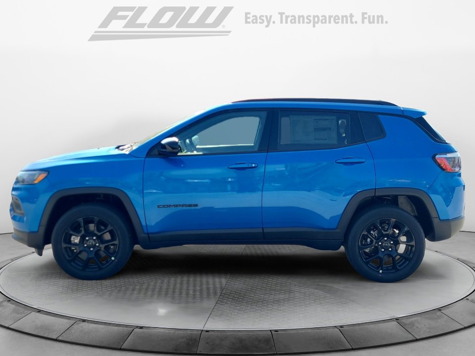 New 2026 Jeep Compass Latitude image 4