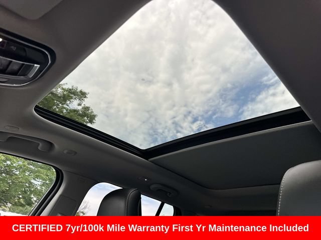 Used 2023 Jeep Grand Cherokee Limited AWD/4WD image 19