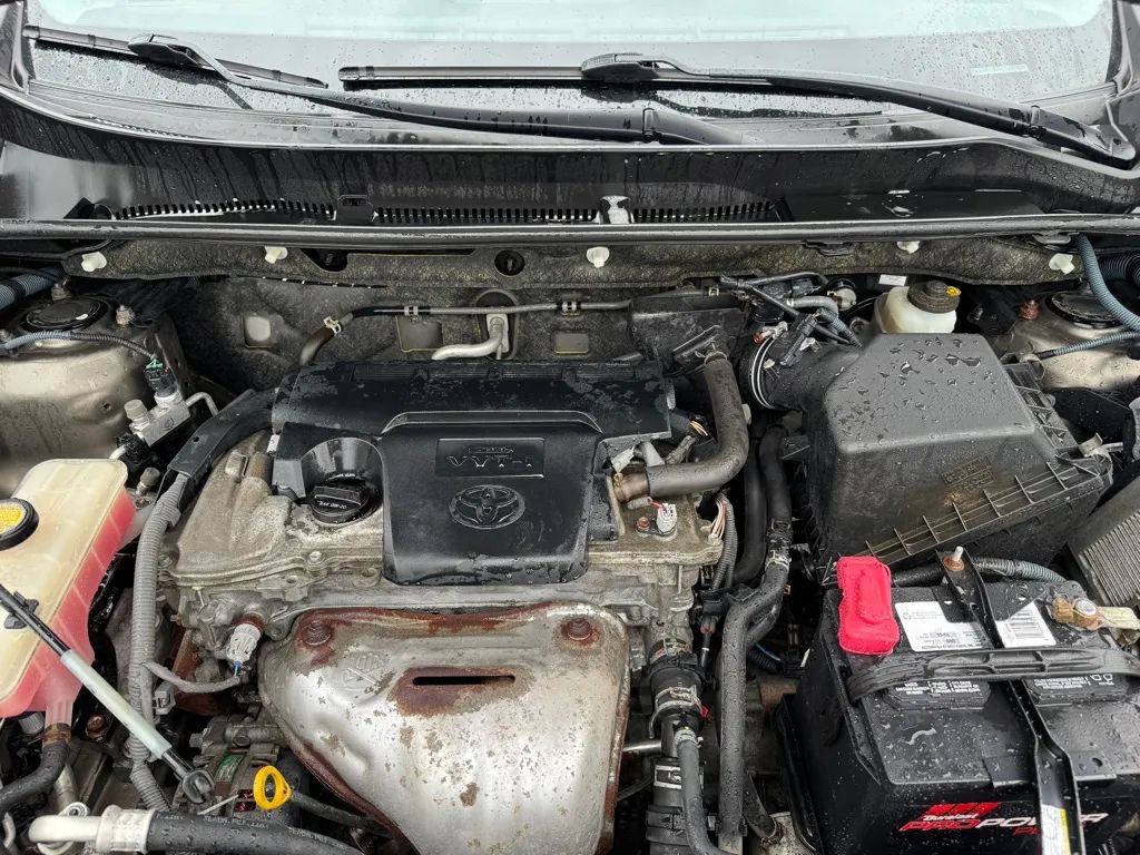 Used 2014 Toyota RAV4 XLE AWD/4WD image 11