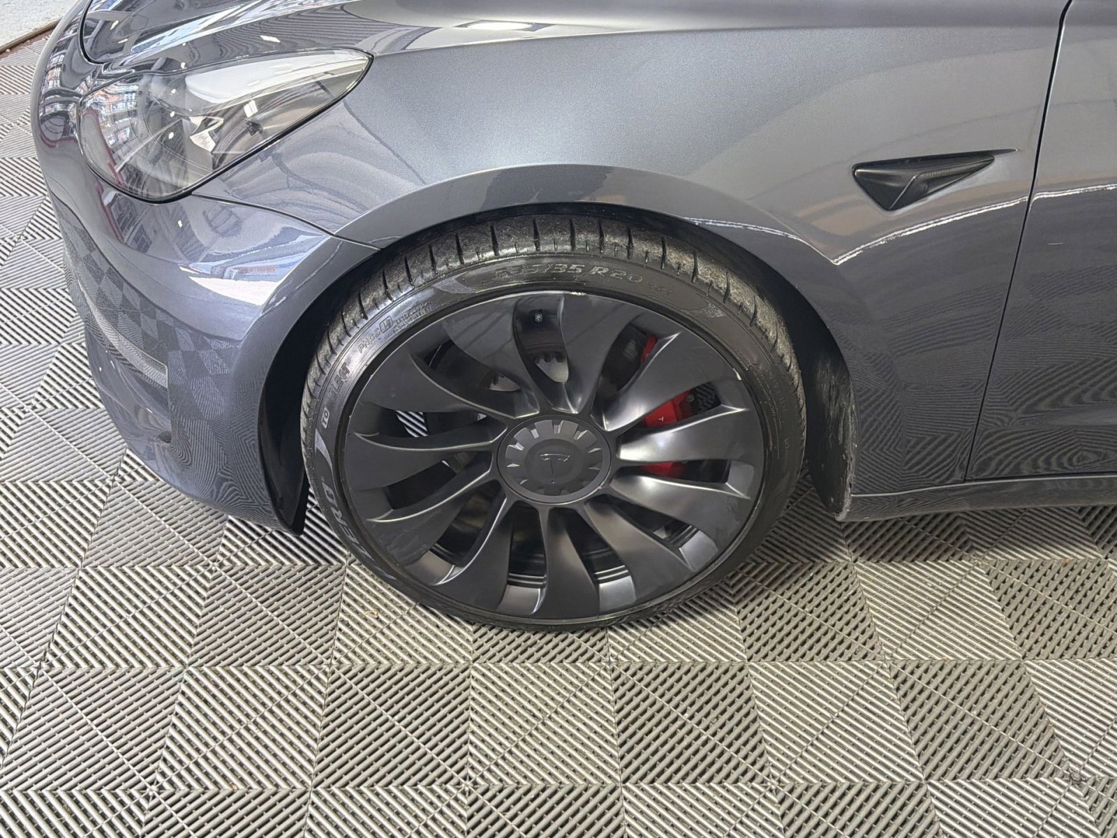 Used 2023 Tesla Model 3 Performance image 12