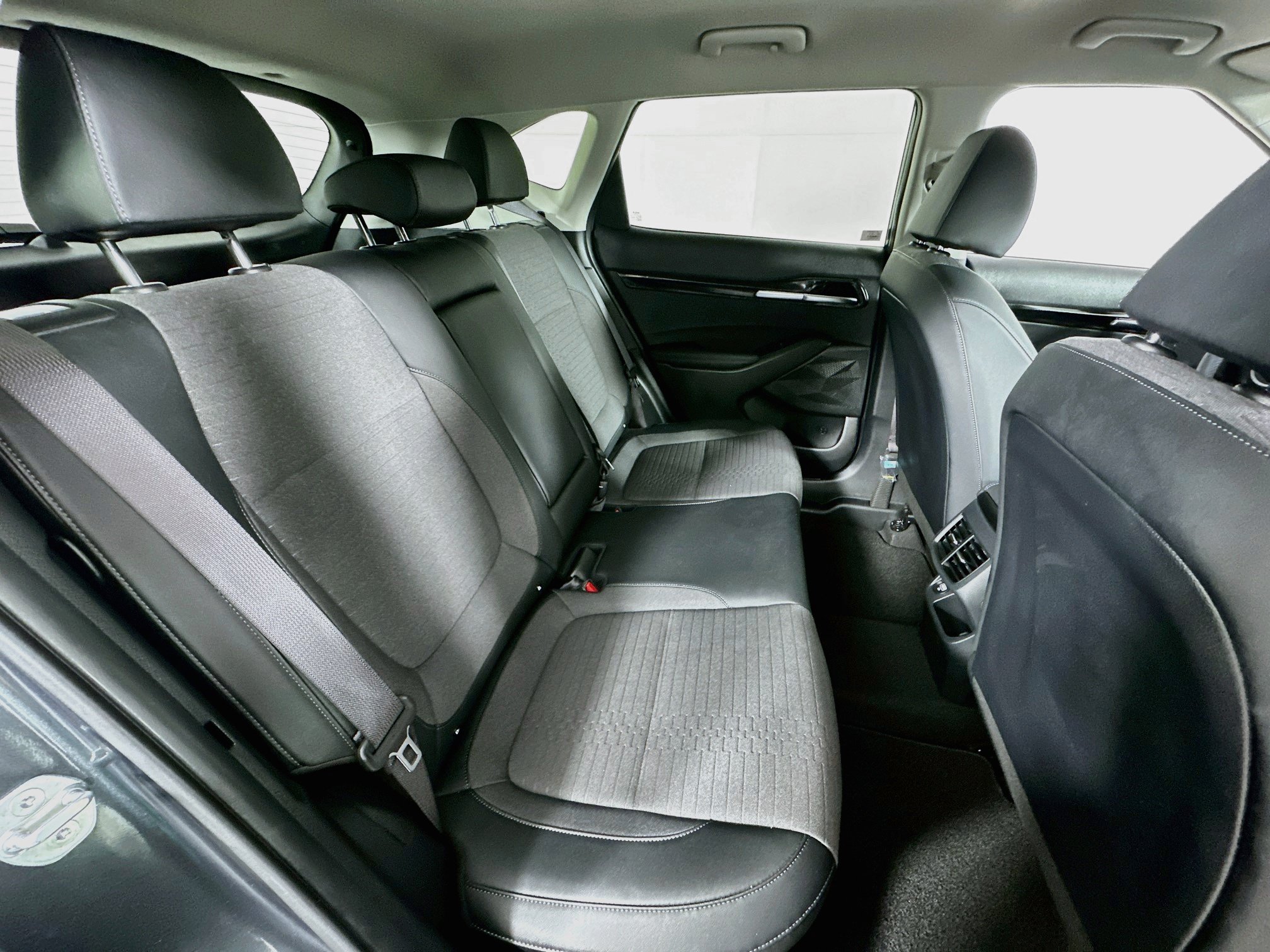 Used 2023 Kia Seltos S FWD image 24