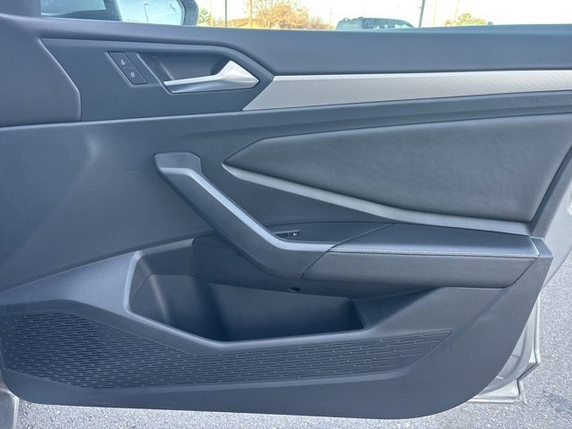 Used 2024 Volkswagen Jetta S image 10