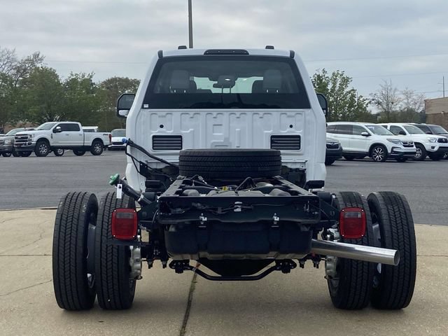 New 2026 Ford F550 4x4 Crew Cab Super Duty image 3