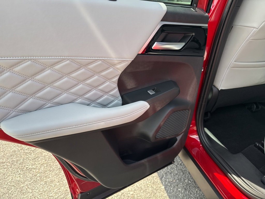 New 2025 Mitsubishi Outlander SEL image 19