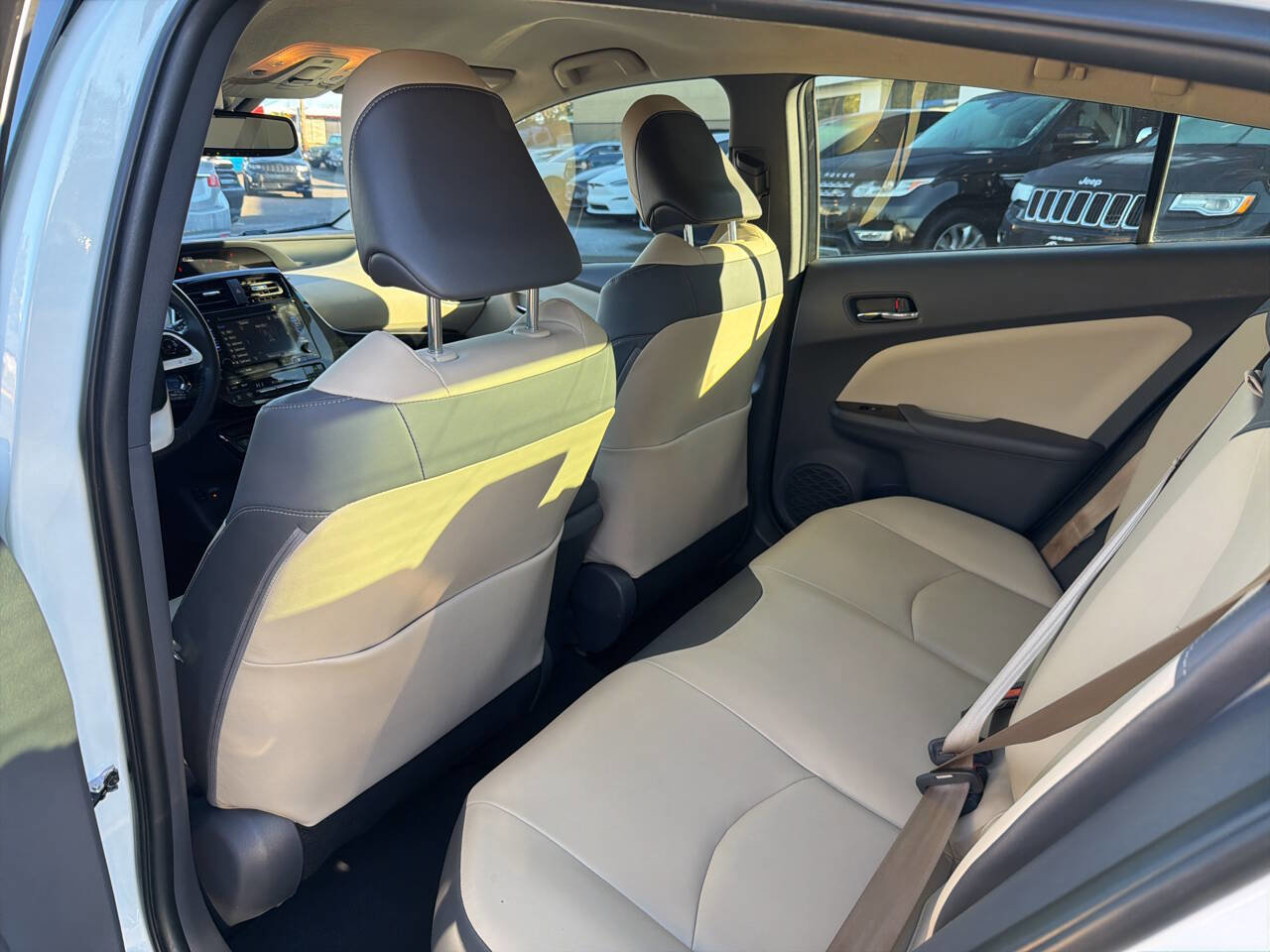 Used 2017 Toyota Prius Four Touring image 23