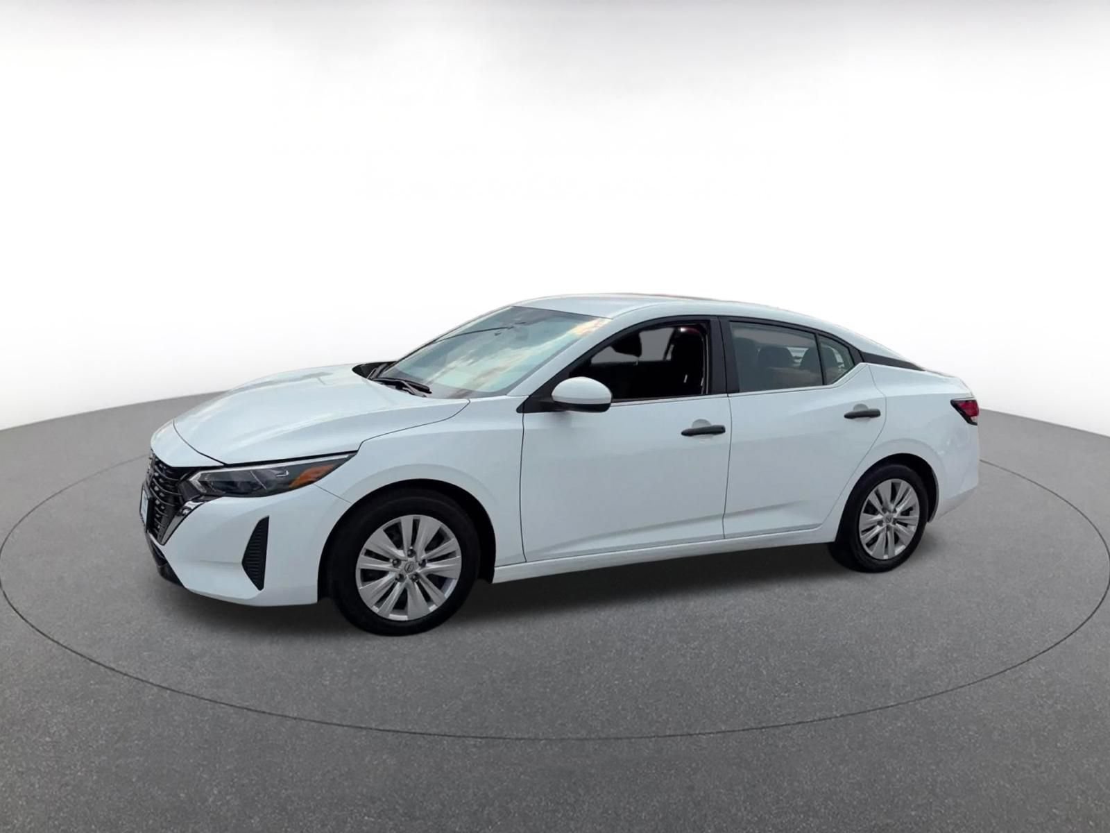Used 2025 Nissan Sentra S FWD image 8