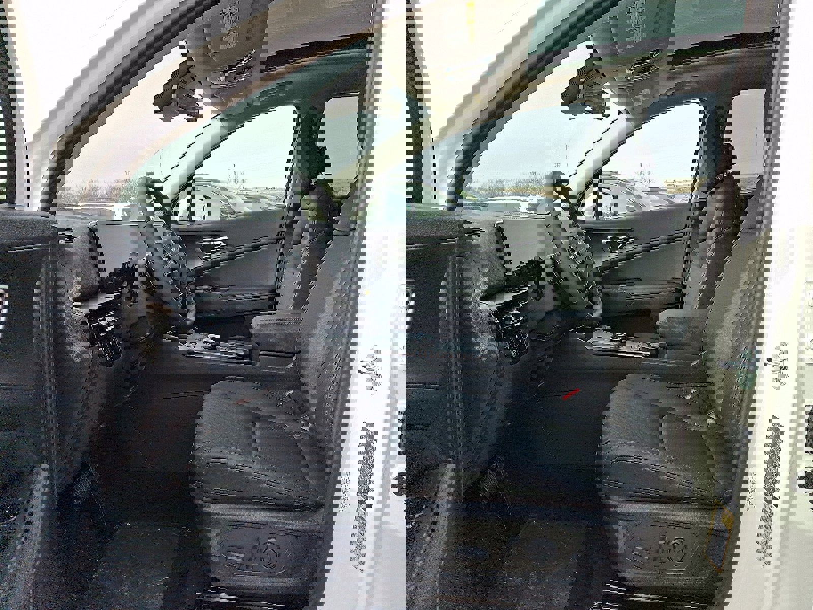 New 2026 Kia Sportage EX w/ EX Panoramic Sunroof Package image 9