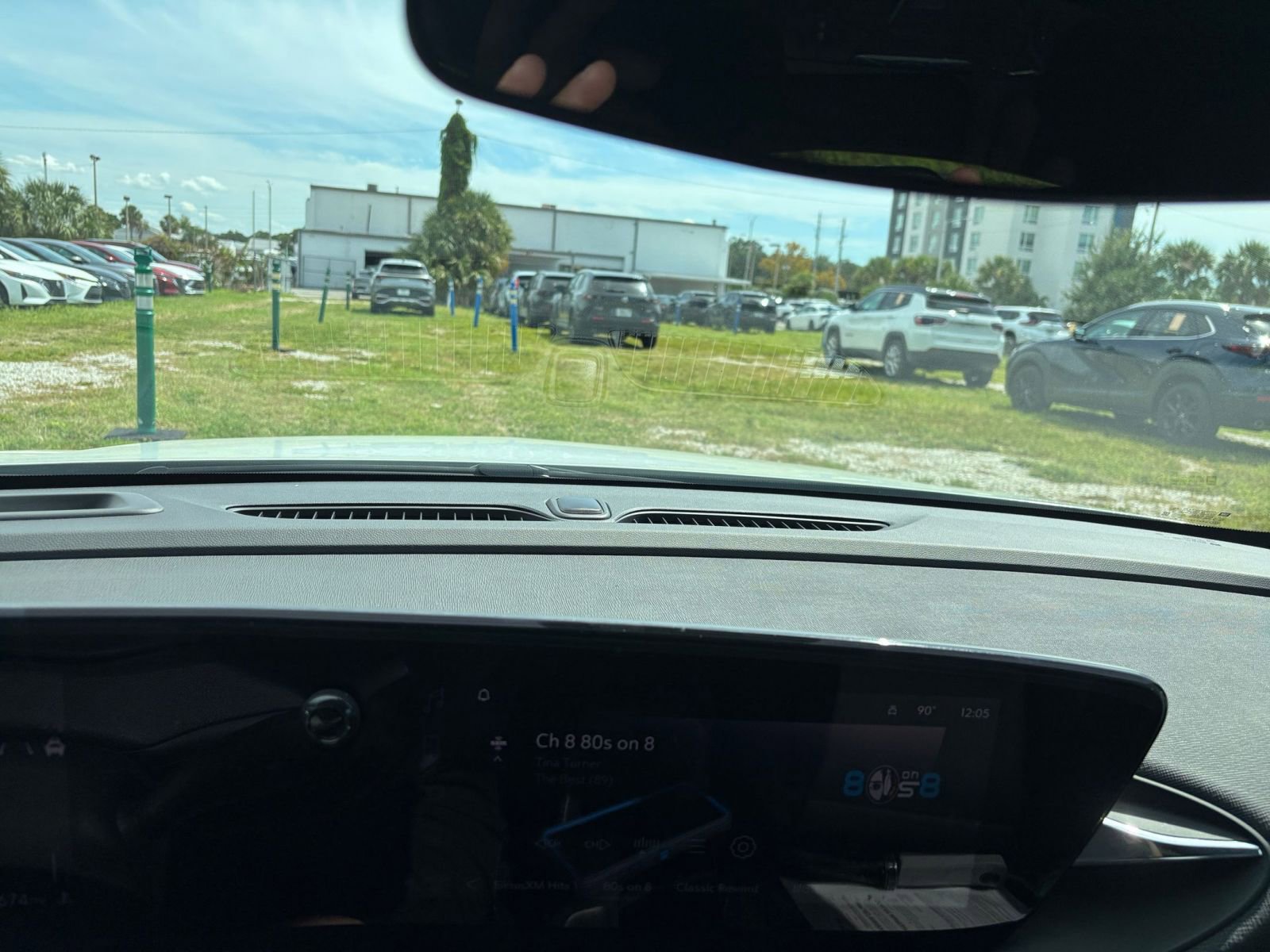 Used 2025 Buick Envista Sport Touring image 18