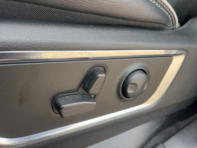 Used 2025 RAM 1500 Laramie w/ Sport Appearance Package image 15