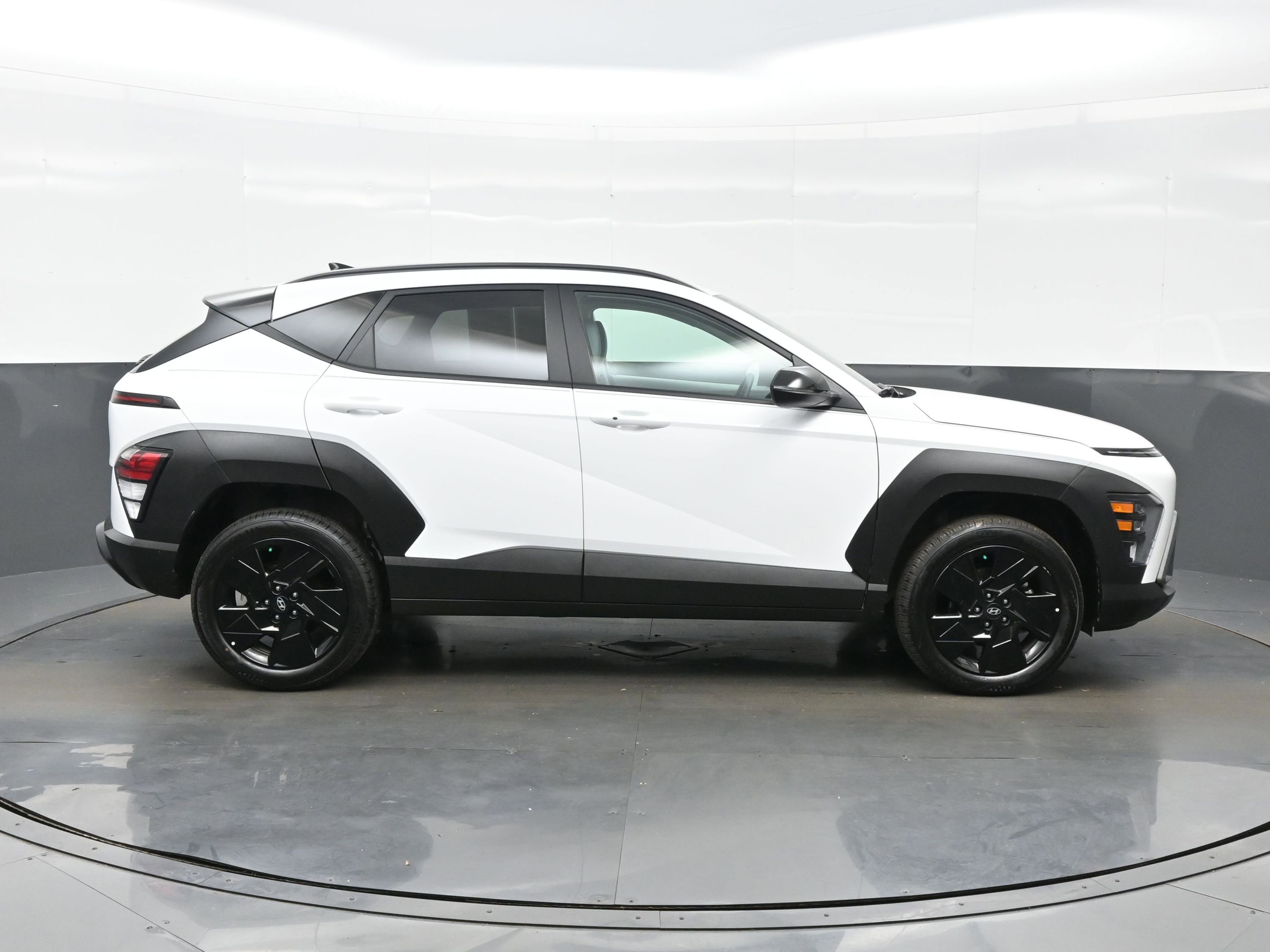 Certified 2026 Hyundai Kona SEL Sport AWD/4WD image 7