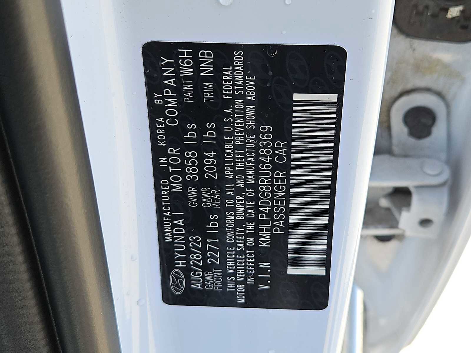 Certified 2024 Hyundai Elantra Limited FWD image 35