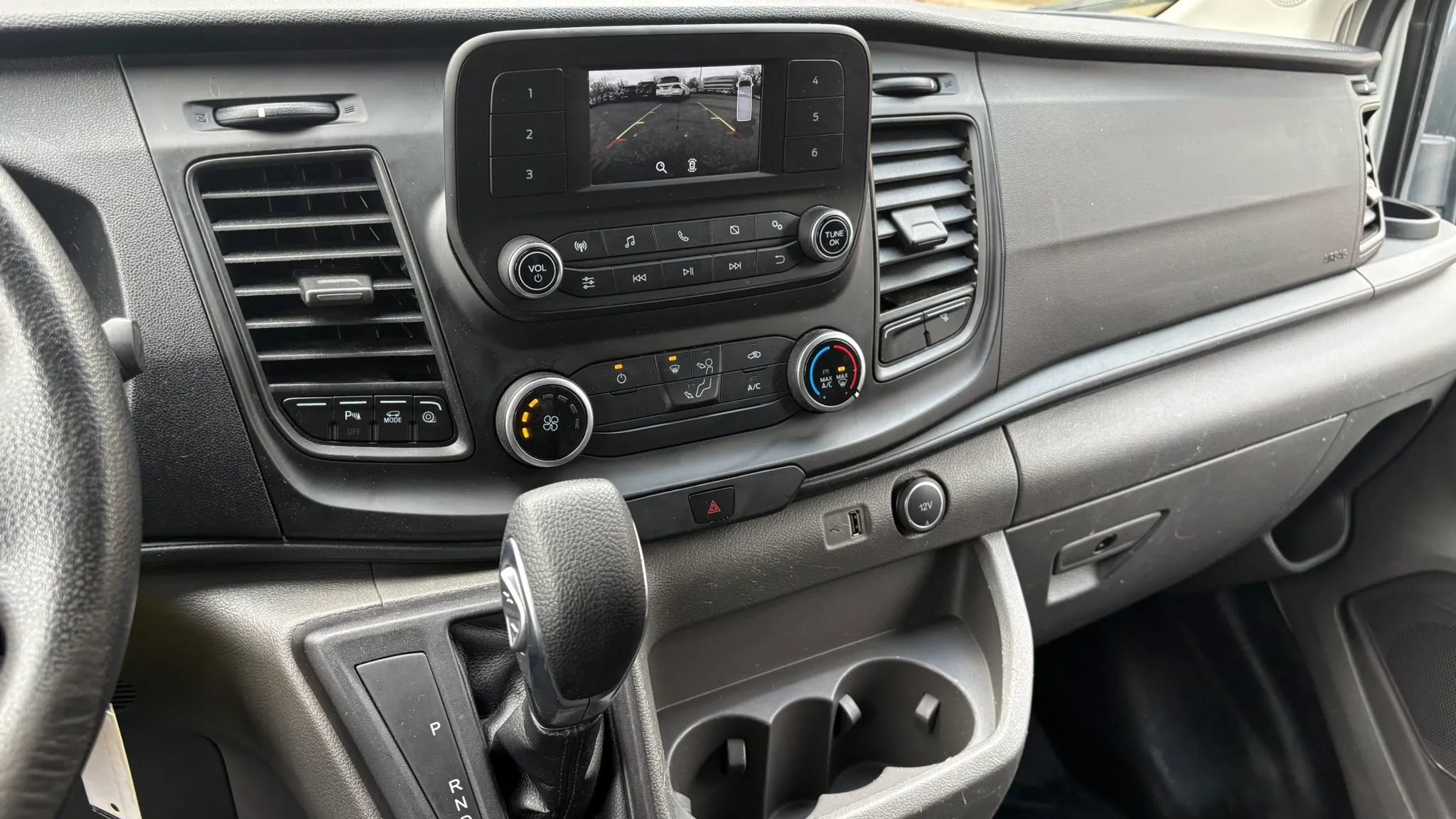 Used 2021 Ford Transit 150 Low Roof RWD image 21