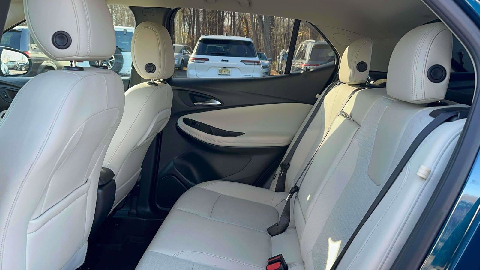 Used 2021 Buick Encore GX Select image 10