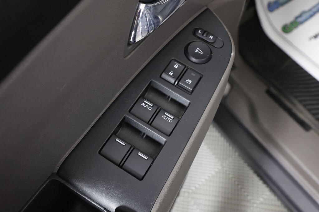 Used 2015 Honda Odyssey EX-L image 29